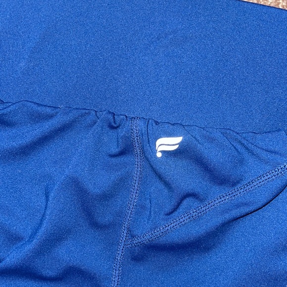 Fabletics Olesia Shorts - Picture 6 of 7